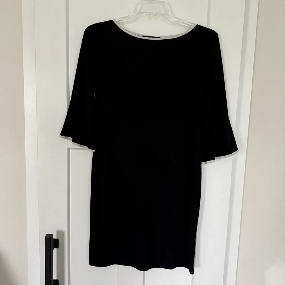 Black Dress Nik and‎ Nash Sheath Women's Large Round Neck Bell Sleeve Preppy